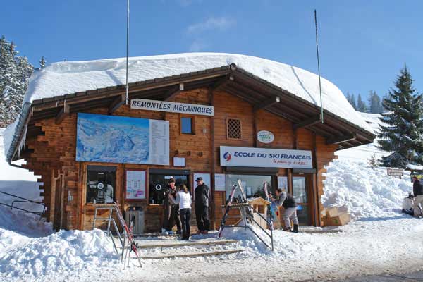 la croix fry domaine skiable de Manigod