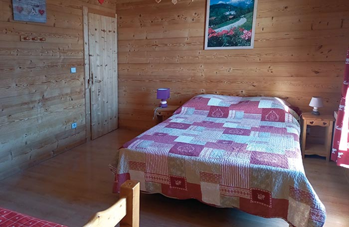 Location chalet 4 chambres Merdassier Manigod au pied des pistes Merdassier