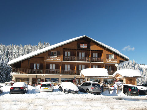 hotel 17 chambres ouvert toute l'année, restaurant de spécialités savoyardes