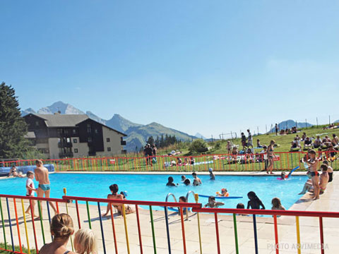 piscine gratuite à la montagne station de ski