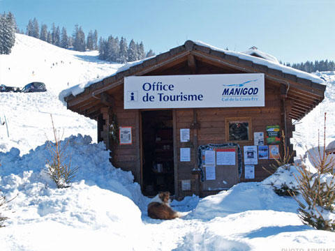 proche de genève et de annecy située à 1500 mètres d'altitude